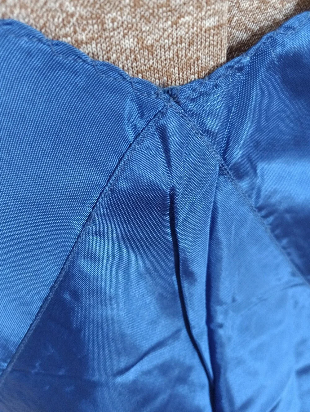 EXQUISITE ROYAL BLUE VINTAGE RAYON SLIP/ DRESS WITH CRYSTAL PLEATS. UNWORN! - Picture 11 of 17